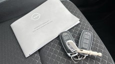 Nissan Juke 1.0 DiG-T 114 N-Connecta 5dr Petrol Hatchback